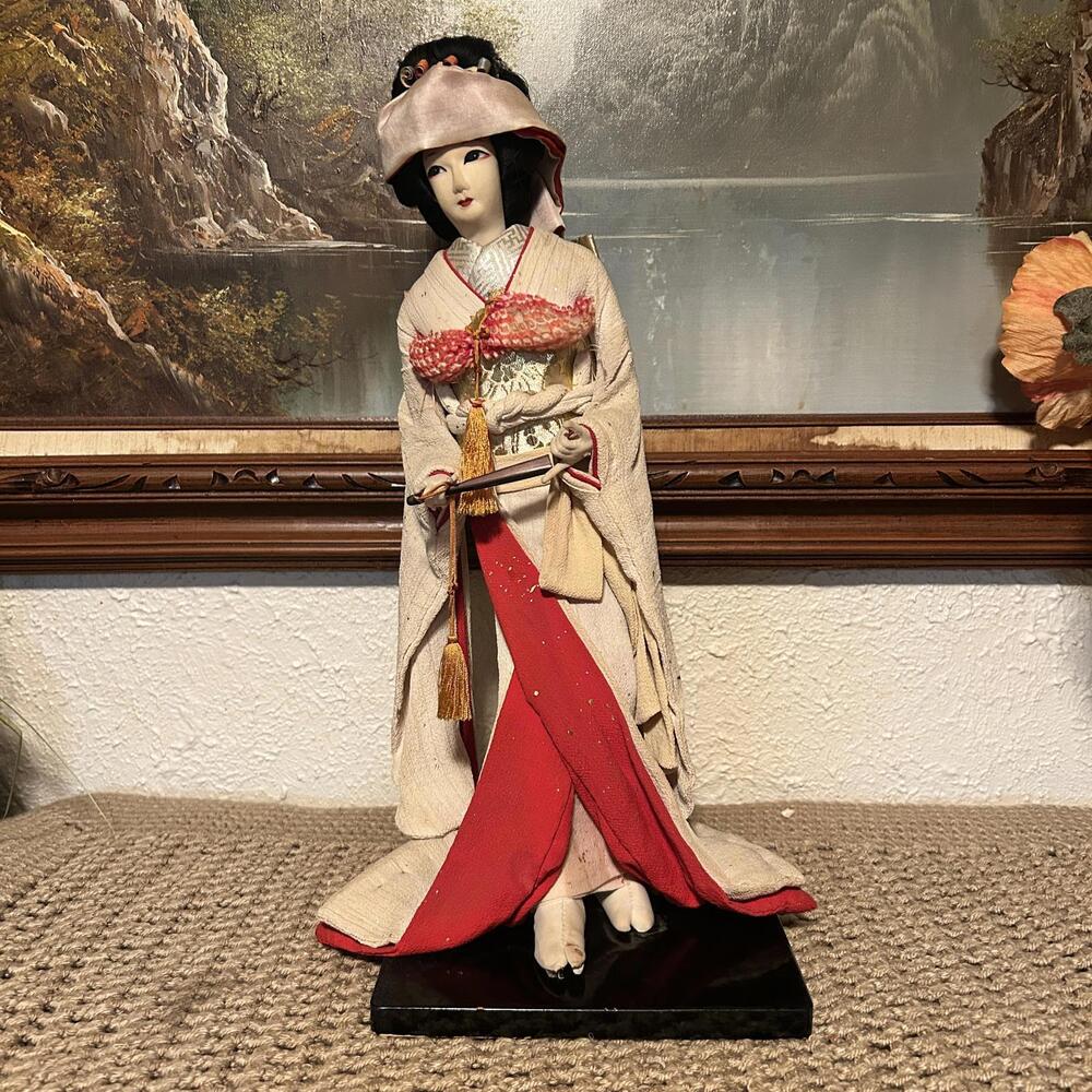 Japanese Kimono Display Doll – Traditional Figurine